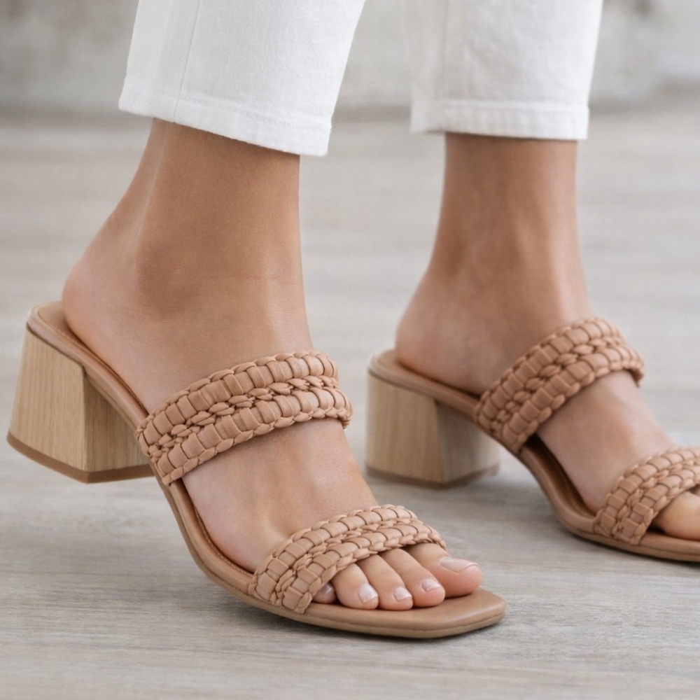 DV‎ Dolce Vita Santana Woven Block Heel Memory Foam Slip On Sandals Tan